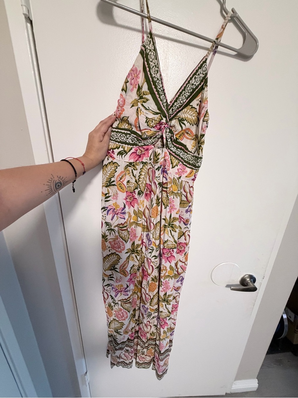 Floral Twist-Front Maxi Dress size medium - Picture 12 of 12
